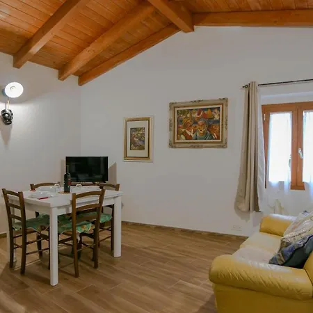 Maria Apartman Mamoiada
